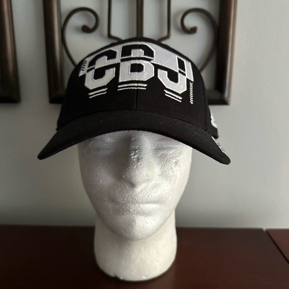 Columbus Blue Jackets adidas StrapBack Cap - OSFM - Picture 1 of 5